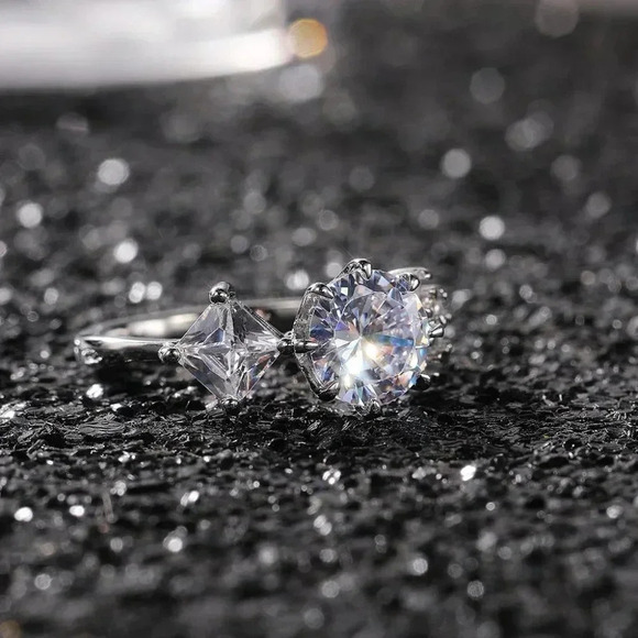 ▷CZ Square Leaf 925 Silver Plated Wedding/Engagement Ring  display picture 1